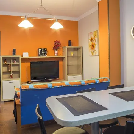 Apartamento Tomas Miller Apartment *